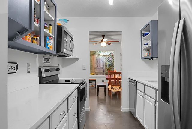 7975 Vermont Road, North Charleston, SC 29418