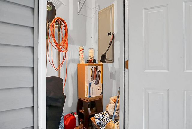 7975 Vermont Road, North Charleston, SC 29418