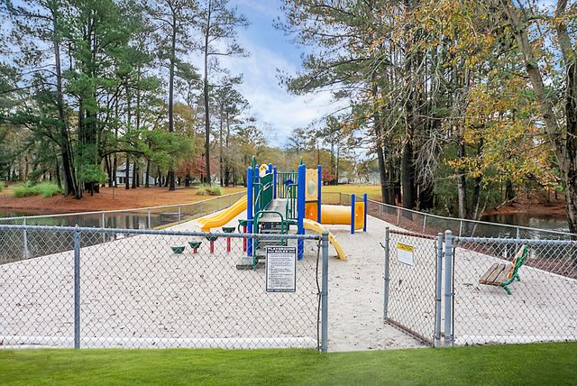 7975 Vermont Road, North Charleston, SC 29418