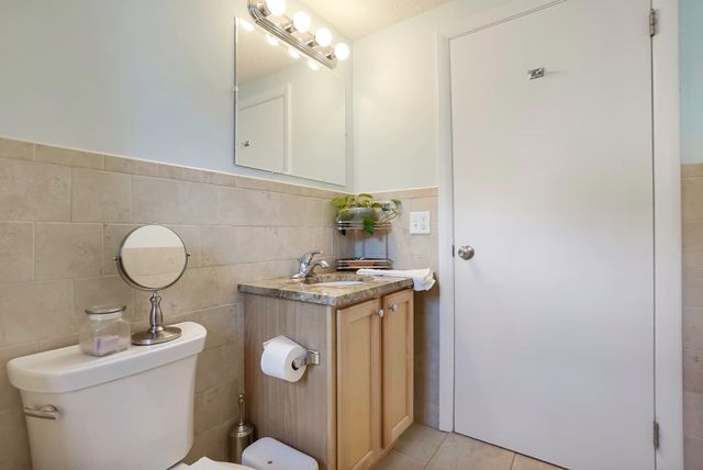 46 Dobbins Street, Waltham, MA 02451