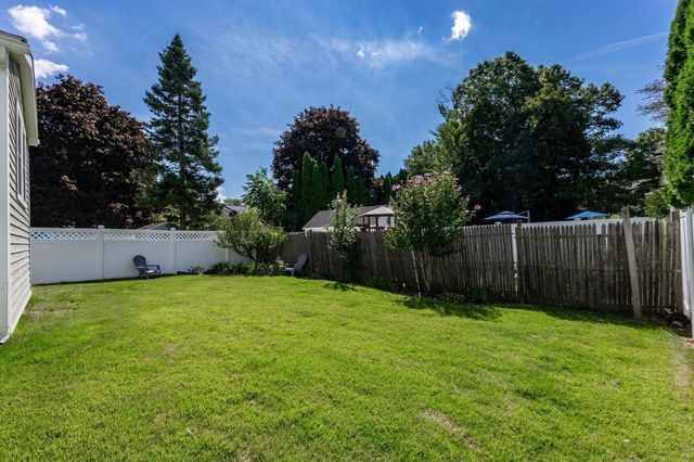 46 Dobbins Street, Waltham, MA 02451