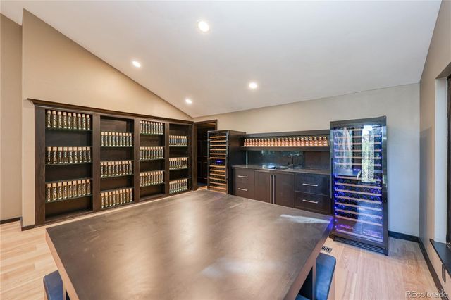 27 Beacon Hill Lane, Greenwood Village, CO 80111
