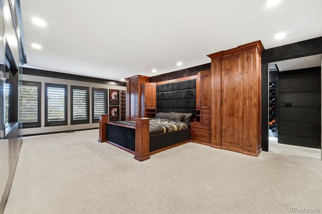 27 Beacon Hill Lane, Greenwood Village, CO 80111