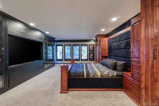 27 Beacon Hill Lane, Greenwood Village, CO 80111