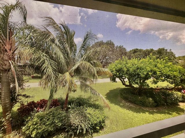 6 GARDEN Street 204P, Tequesta, FL 33469