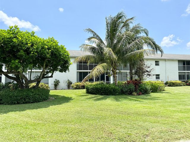 6 GARDEN Street 204P, Tequesta, FL 33469