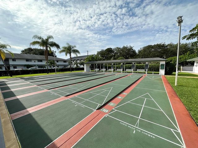 6 GARDEN Street 204P, Tequesta, FL 33469