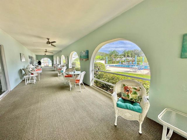 6 GARDEN Street 204P, Tequesta, FL 33469