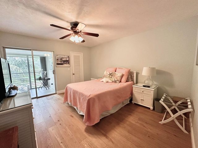 6 GARDEN Street 204P, Tequesta, FL 33469