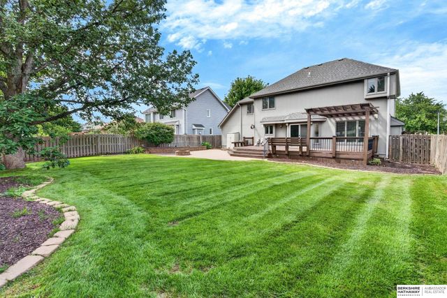 2515 Coffey Avenue, Bellevue, NE 68123