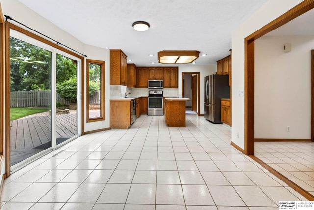 2515 Coffey Avenue, Bellevue, NE 68123