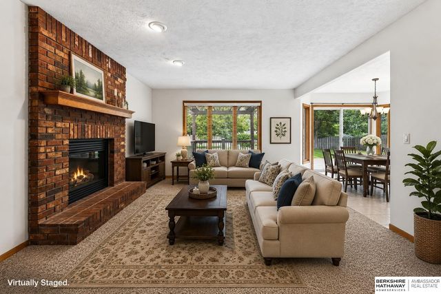 2515 Coffey Avenue, Bellevue, NE 68123