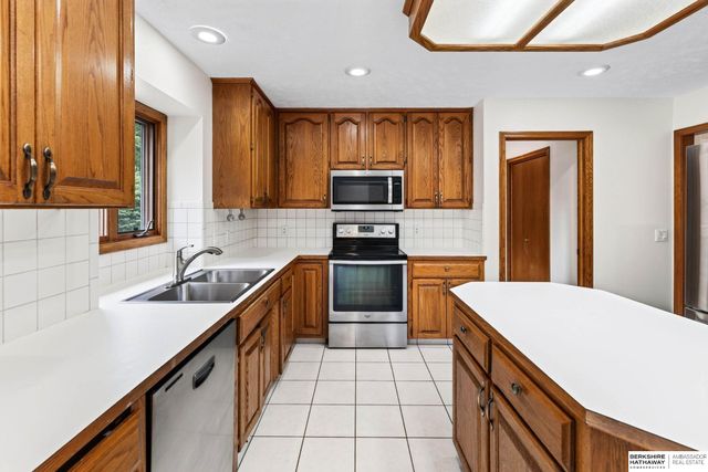 2515 Coffey Avenue, Bellevue, NE 68123