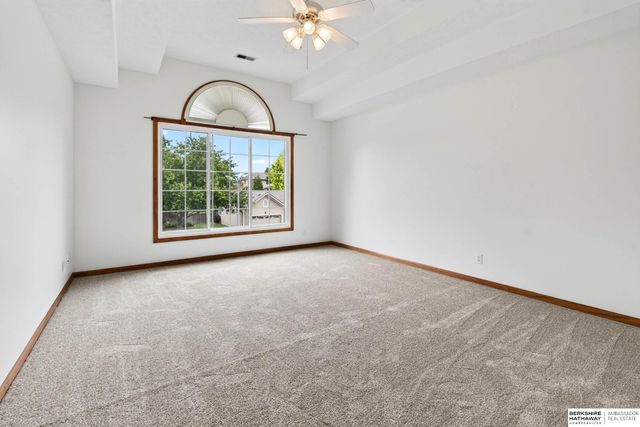 2515 Coffey Avenue, Bellevue, NE 68123