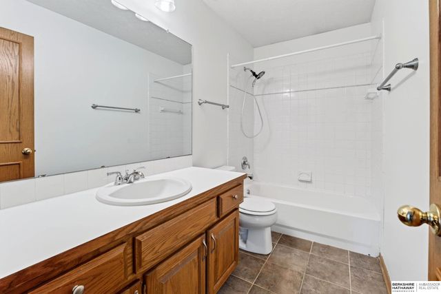 2515 Coffey Avenue, Bellevue, NE 68123
