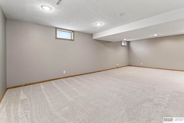 2515 Coffey Avenue, Bellevue, NE 68123