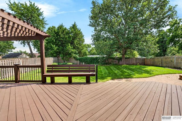 2515 Coffey Avenue, Bellevue, NE 68123