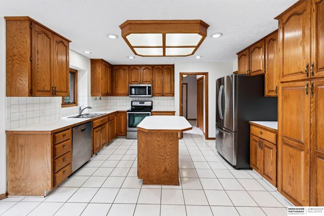 2515 Coffey Avenue, Bellevue, NE 68123