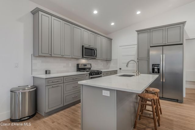 13958 N Rainier Loop, Rathdrum, ID 83858