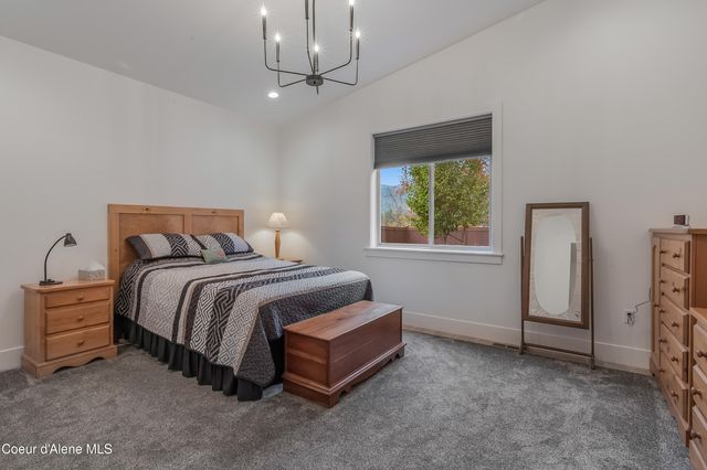 13958 N Rainier Loop, Rathdrum, ID 83858