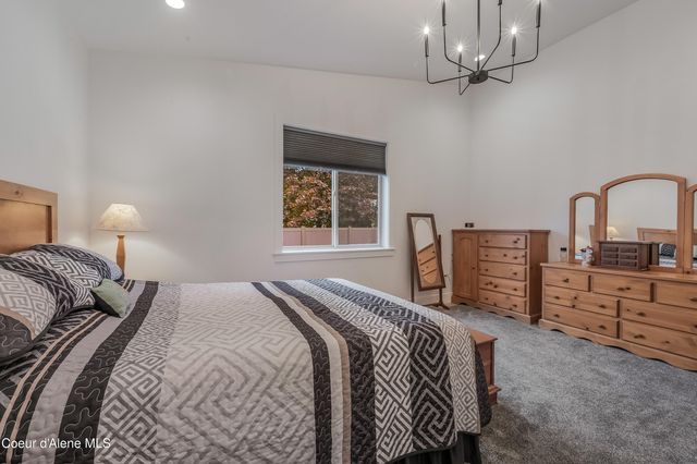 13958 N Rainier Loop, Rathdrum, ID 83858