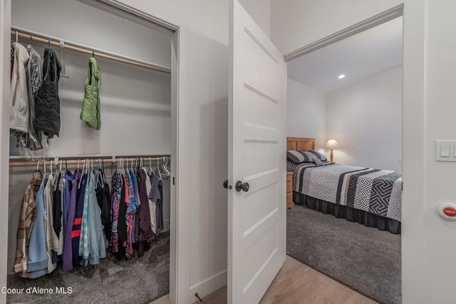 13958 N Rainier Loop, Rathdrum, ID 83858