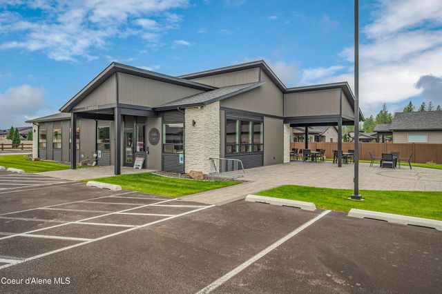 13958 N Rainier Loop, Rathdrum, ID 83858