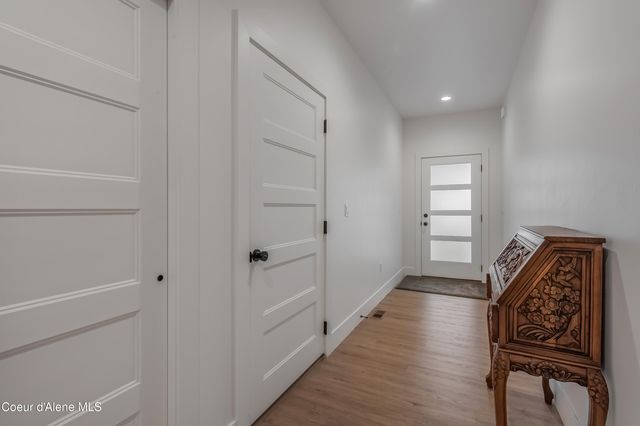 13958 N Rainier Loop, Rathdrum, ID 83858