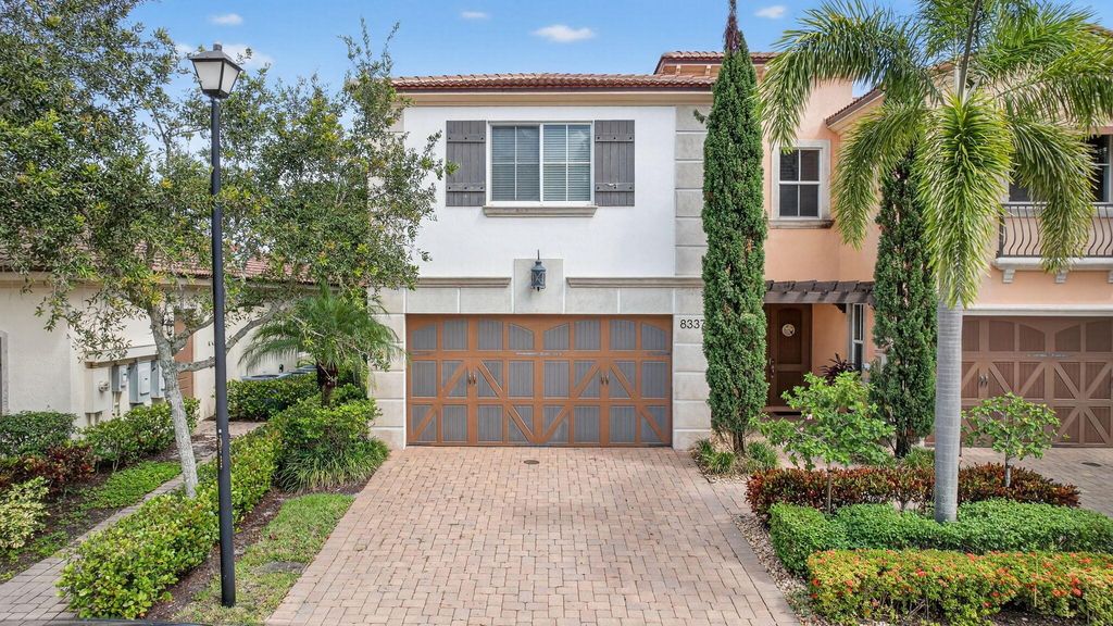 8337 Cocoplum Sound Lane, West Palm Beach, FL 33411