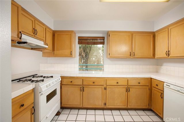 1421 5th 10, Glendale, CA 91201