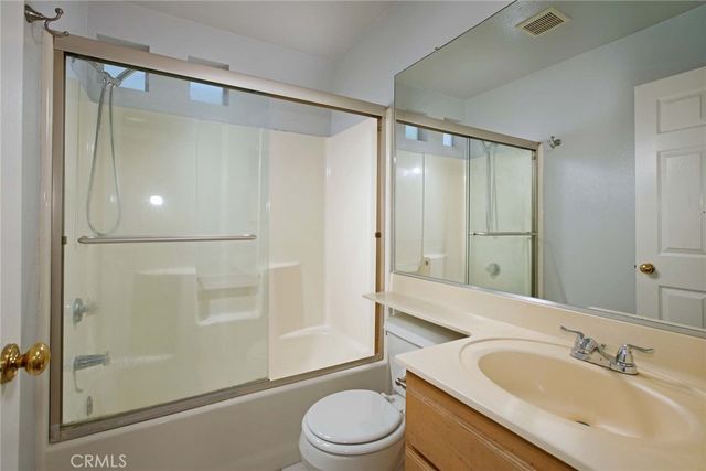 1421 5th 10, Glendale, CA 91201