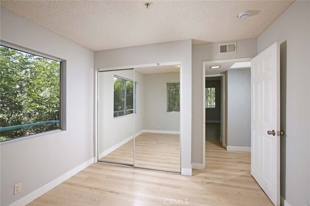 1421 5th 10, Glendale, CA 91201