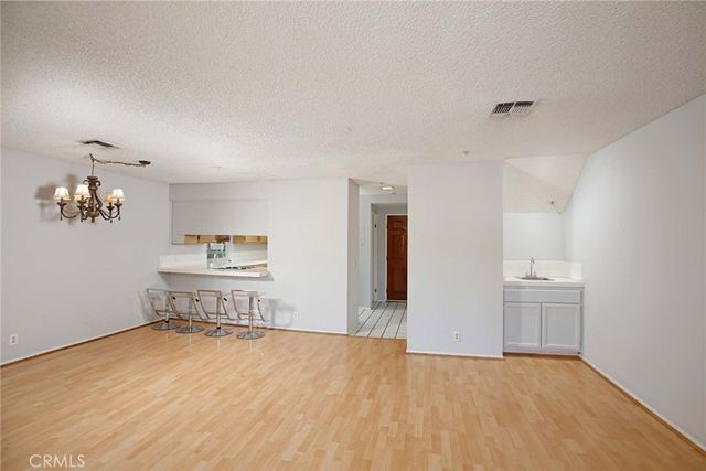 1421 5th 10, Glendale, CA 91201