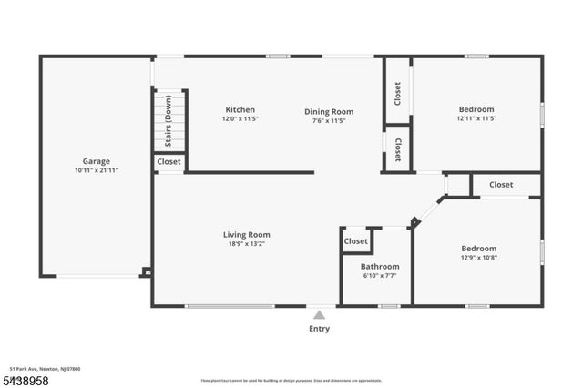 51 Park Ave, Newton Town, NJ 07860