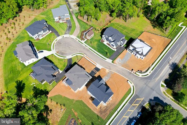 10801 MASON HUNT CT, Reston, VA 20190