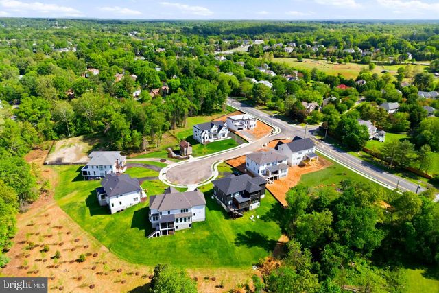 10801 MASON HUNT CT, Reston, VA 20190