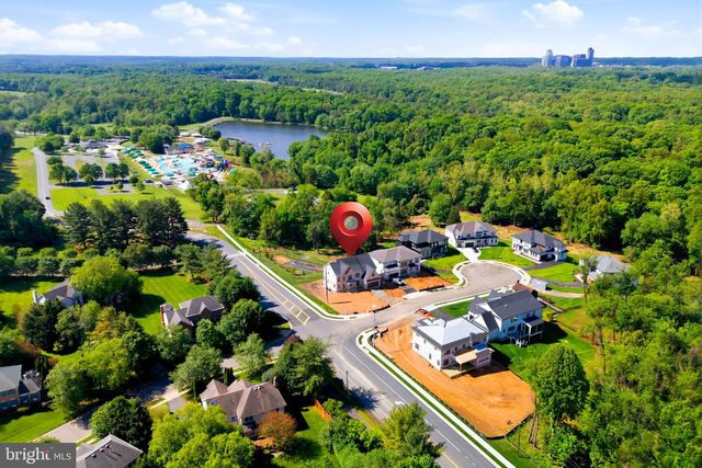 10801 MASON HUNT CT, Reston, VA 20190