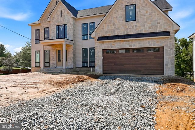 10801 MASON HUNT CT, Reston, VA 20190
