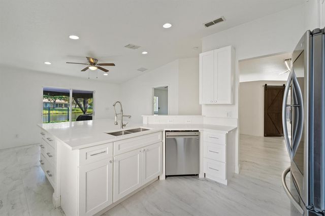 1899 Newport Isles Boulevard, Port St. Lucie, FL 34953