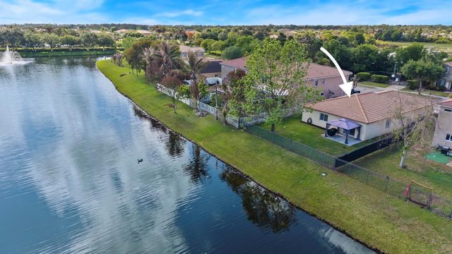 1899 Newport Isles Boulevard, Port St. Lucie, FL 34953