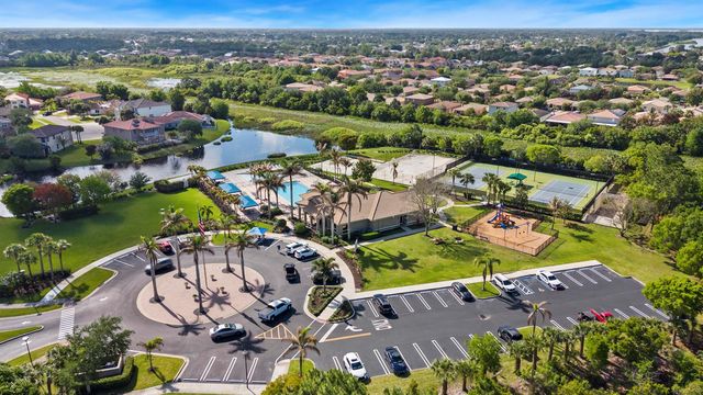 1899 Newport Isles Boulevard, Port St. Lucie, FL 34953