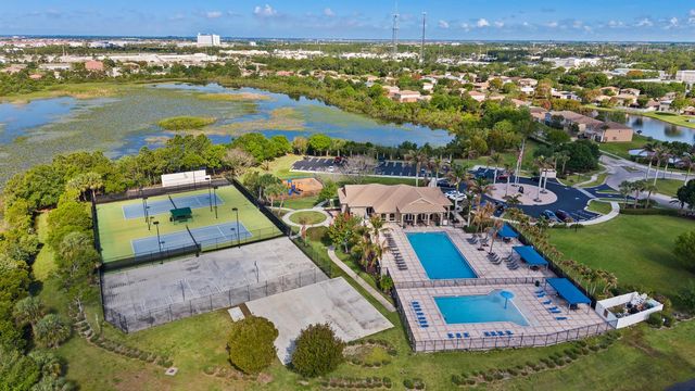 1899 Newport Isles Boulevard, Port St. Lucie, FL 34953