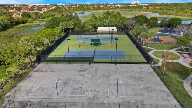 1899 Newport Isles Boulevard, Port St. Lucie, FL 34953