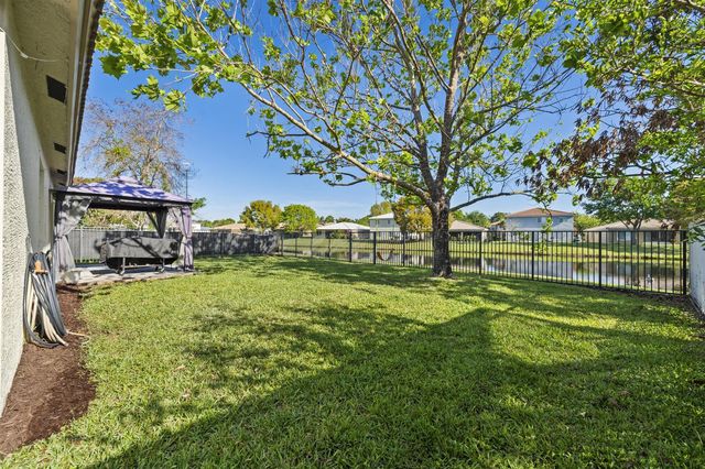 1899 Newport Isles Boulevard, Port St. Lucie, FL 34953