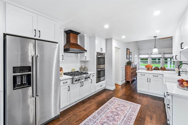 154 Southcreek Cir, Folsom, CA 95630