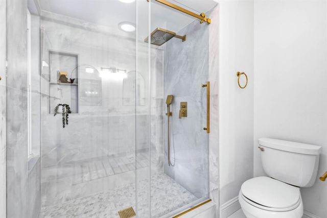 154 Southcreek Cir, Folsom, CA 95630
