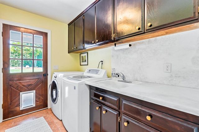 154 Southcreek Cir, Folsom, CA 95630