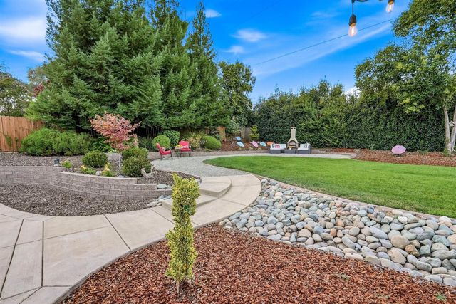 154 Southcreek Cir, Folsom, CA 95630