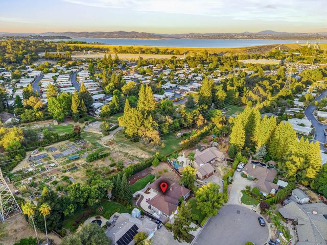 154 Southcreek Cir, Folsom, CA 95630