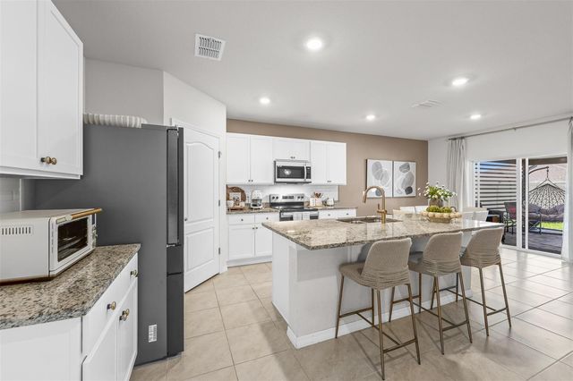 4641 BERNARD BOULEVARD, Haines City, FL 33844